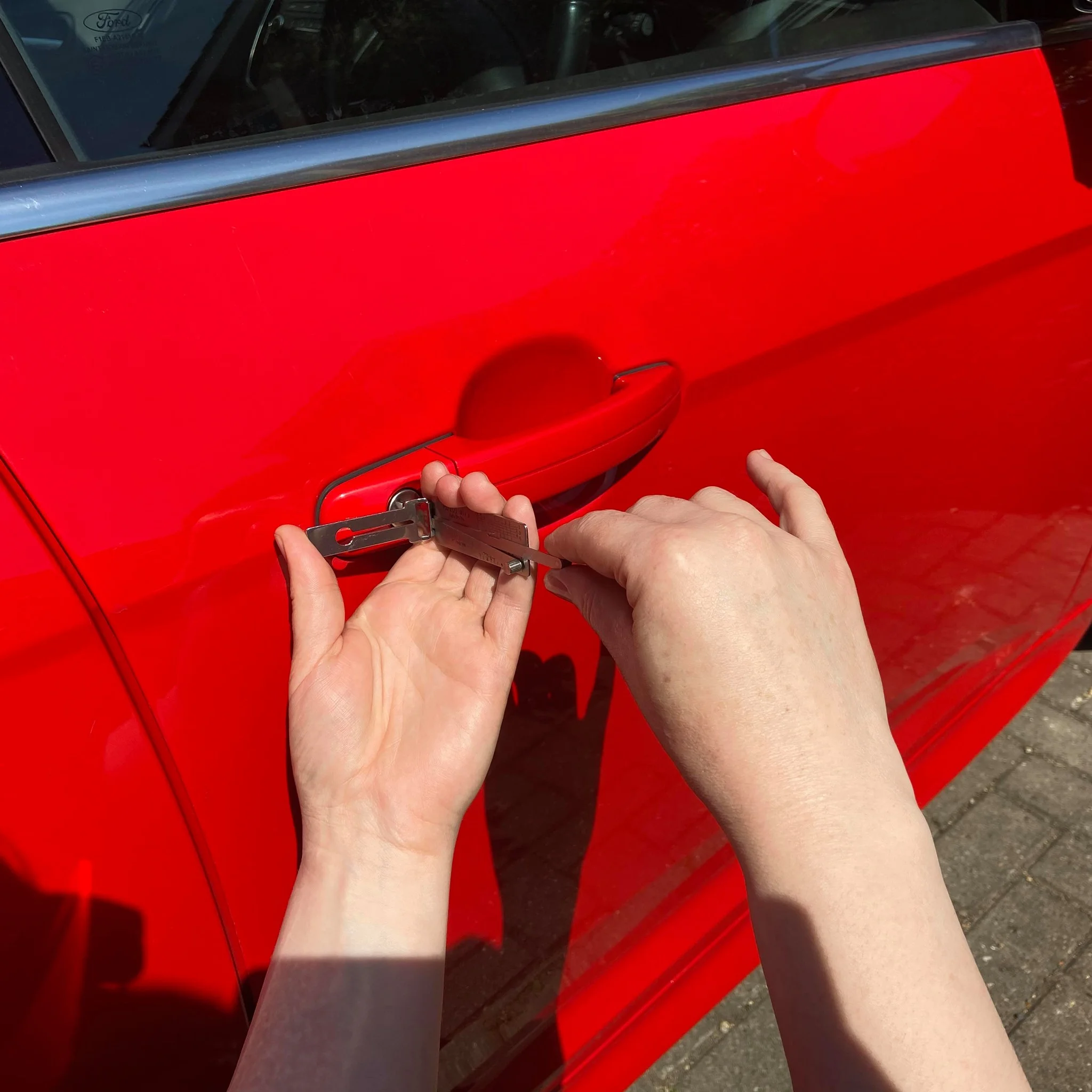 Vehicle unlocking service